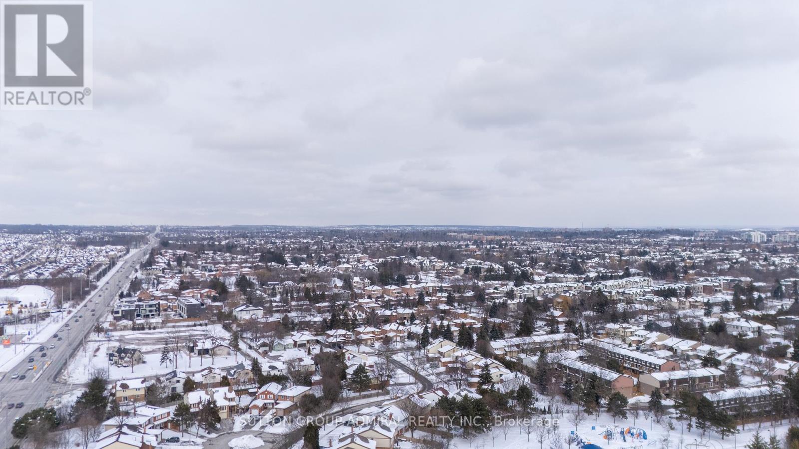 15 Miles Court, Richmond Hill, Ontario  L4C 5P7 - Photo 47 - N12767364