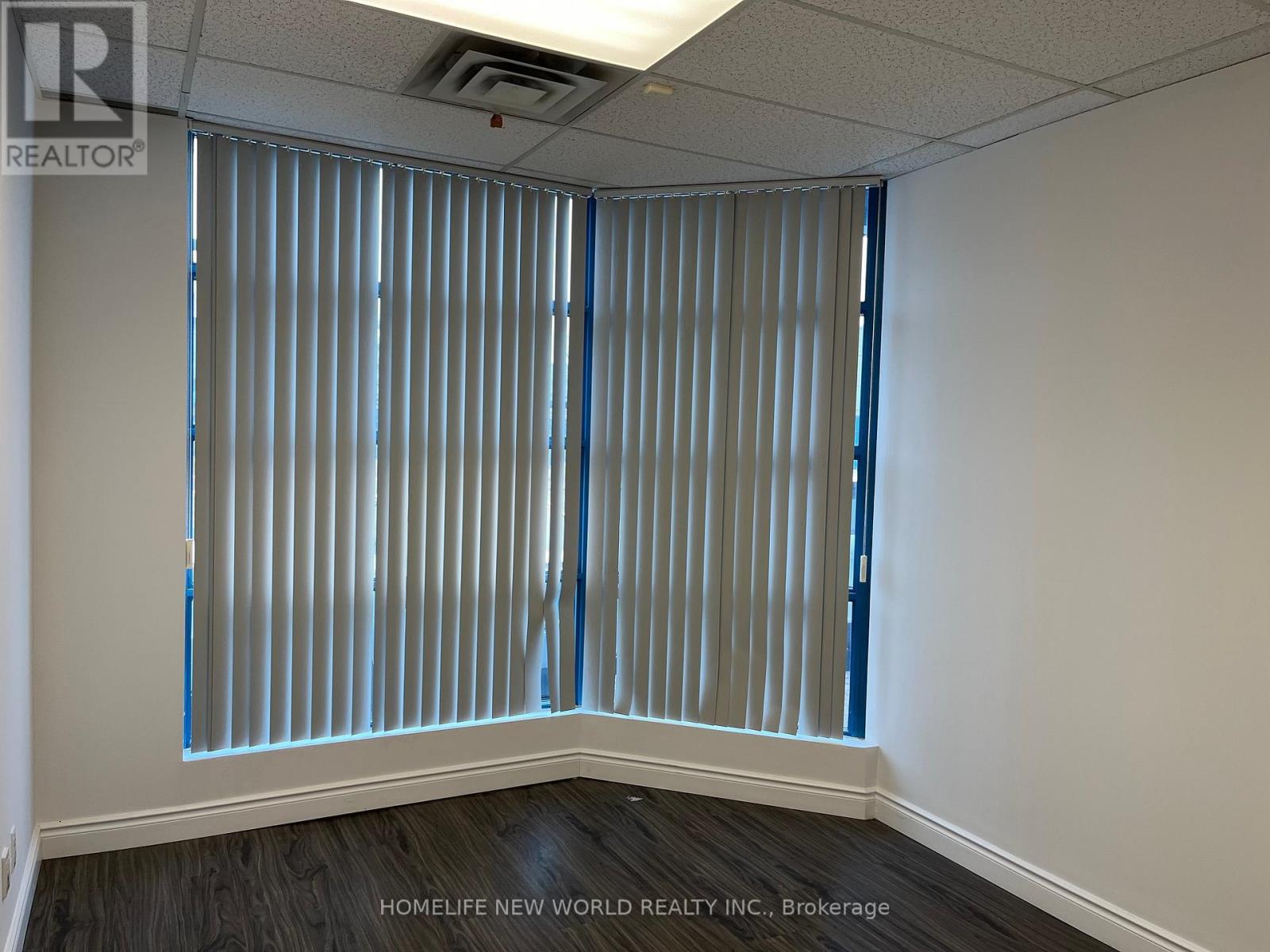 26 - 145 Royal Crest Court, Markham, Ontario  L3R 9Z4 - Photo 6 - N12767400