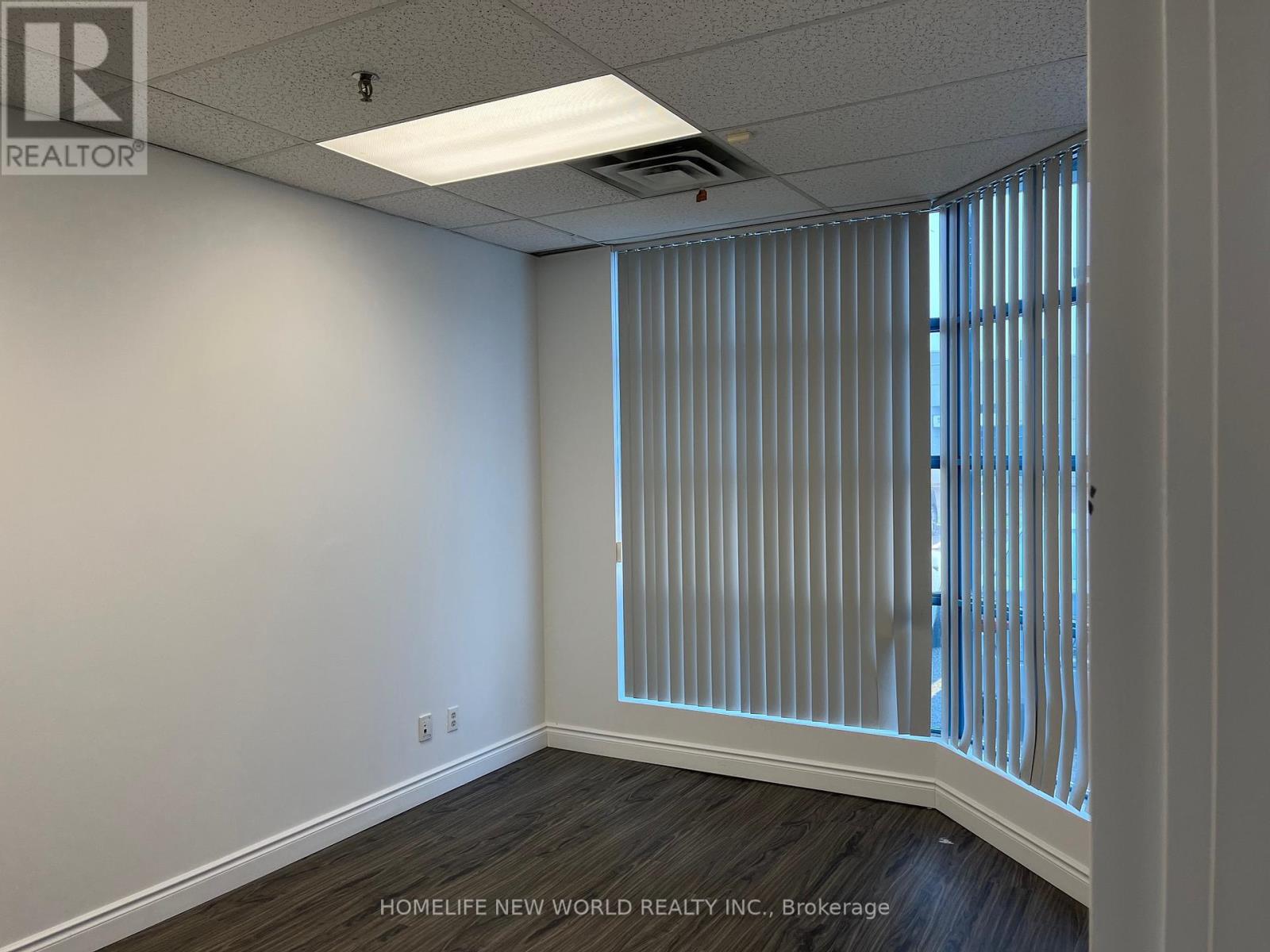 26 - 145 Royal Crest Court, Markham, Ontario  L3R 9Z4 - Photo 7 - N12767400