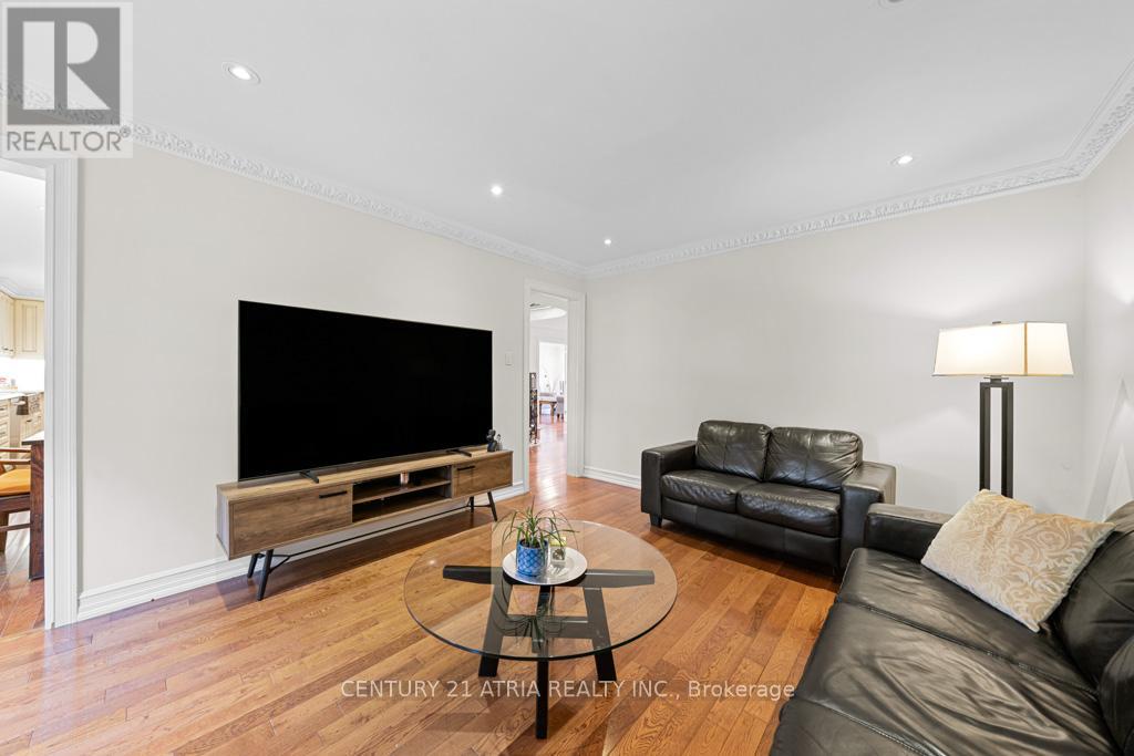 33 Autumn Way, Aurora, Ontario  L4G 4P2 - Photo 18 - N12767412