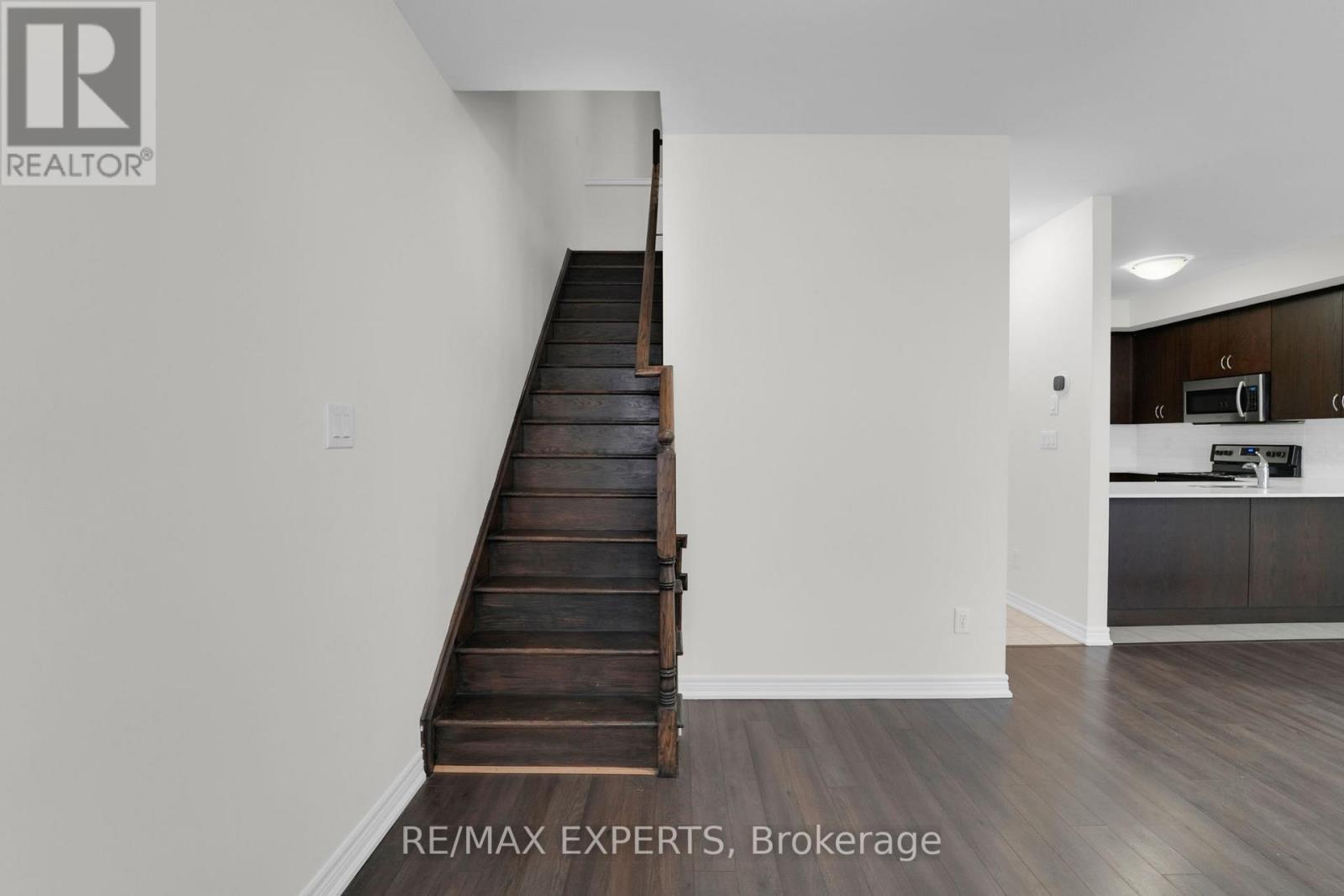 10 - 105 Kayla Crescent, Vaughan, Ontario  L6A 4W3 - Photo 18 - N12767504