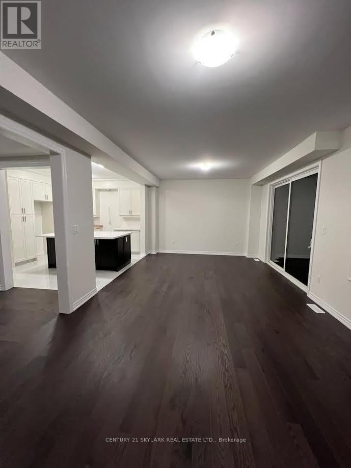 73 Durham Avenue, Barrie, Ontario  L9J 0W7 - Photo 2 - S12767444