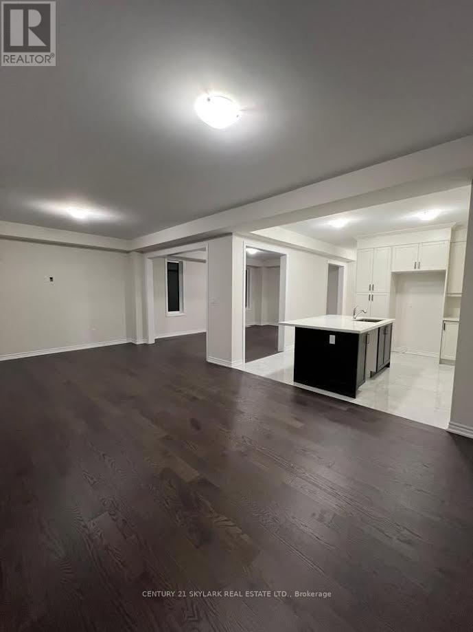 73 Durham Avenue, Barrie, Ontario  L9J 0W7 - Photo 4 - S12767444