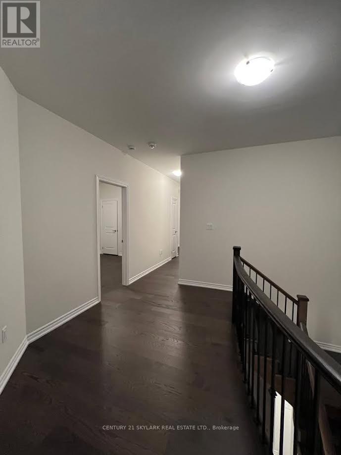 73 Durham Avenue, Barrie, Ontario  L9J 0W7 - Photo 7 - S12767444