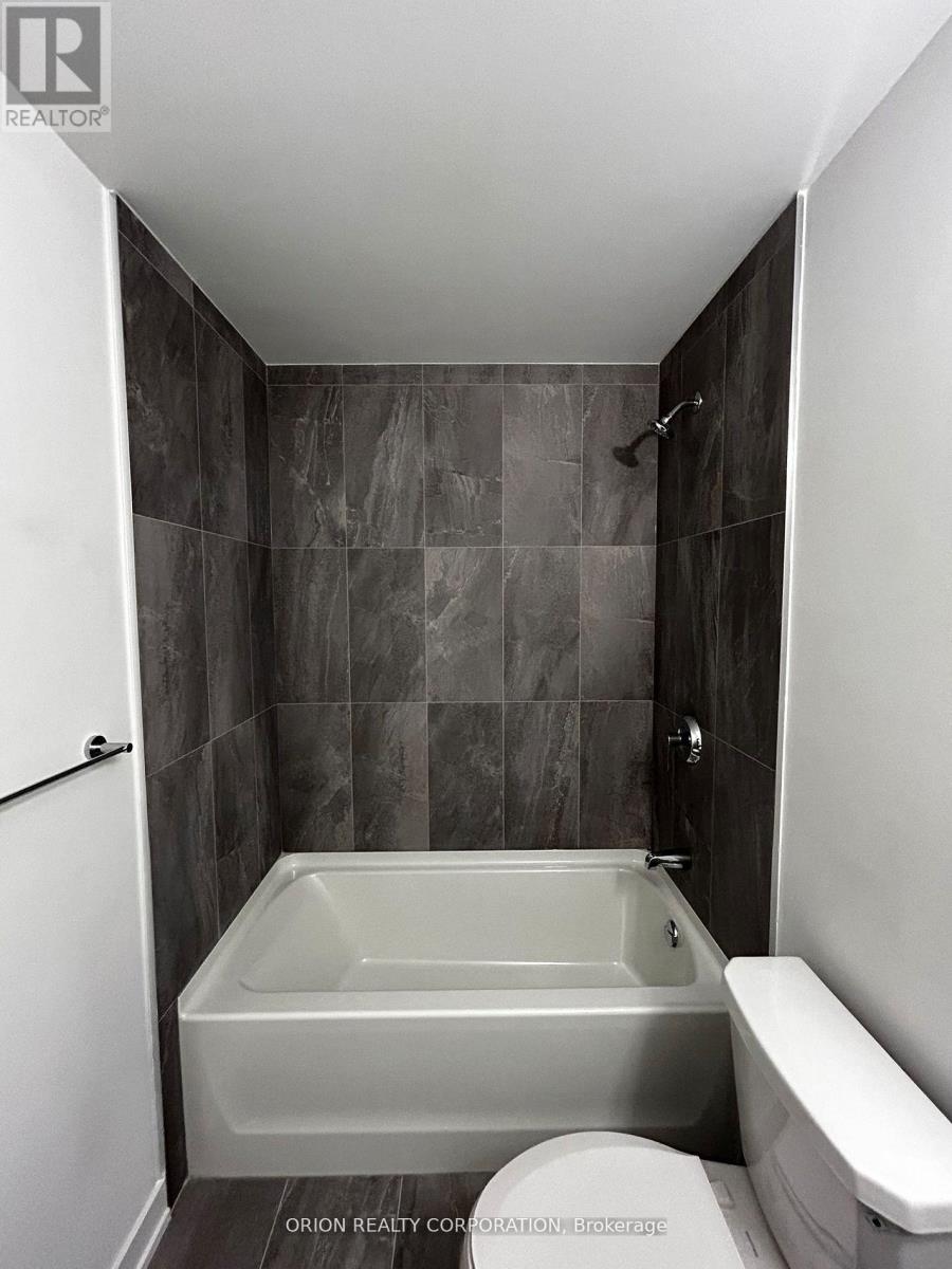 1005 - 56 Lakeside Terrace, Barrie (Little Lake), Ontario  L4M 0L4 - Photo 20 - S12767516