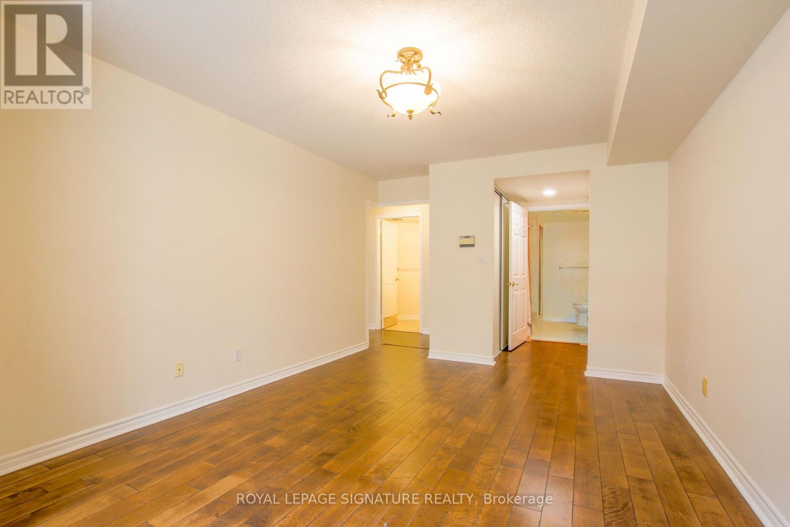 402 - 18 Concorde Place, Toronto, Ontario  M3C 3T9 - Photo 19 - C12582154