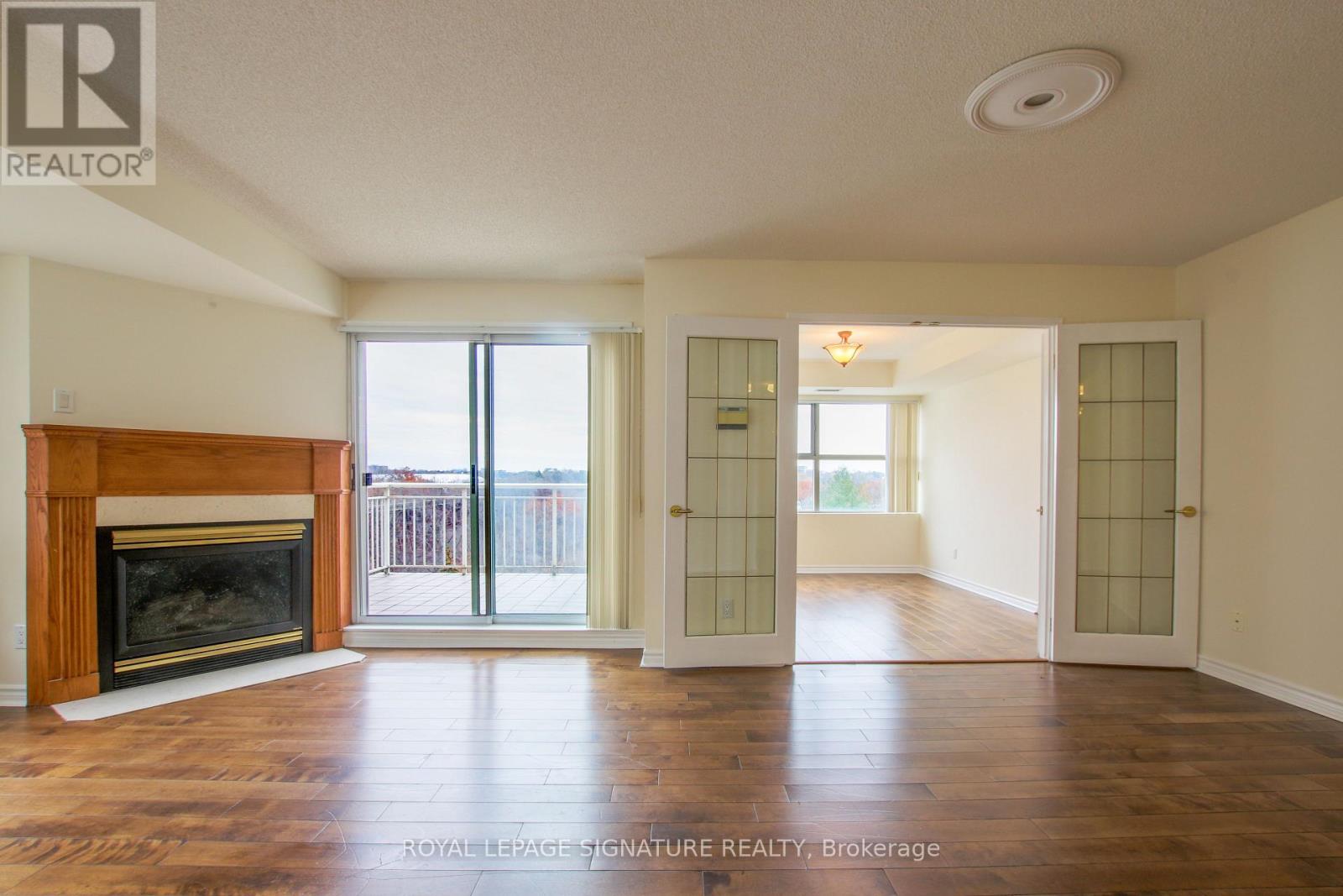 402 - 18 Concorde Place, Toronto, Ontario  M3C 3T9 - Photo 6 - C12582154