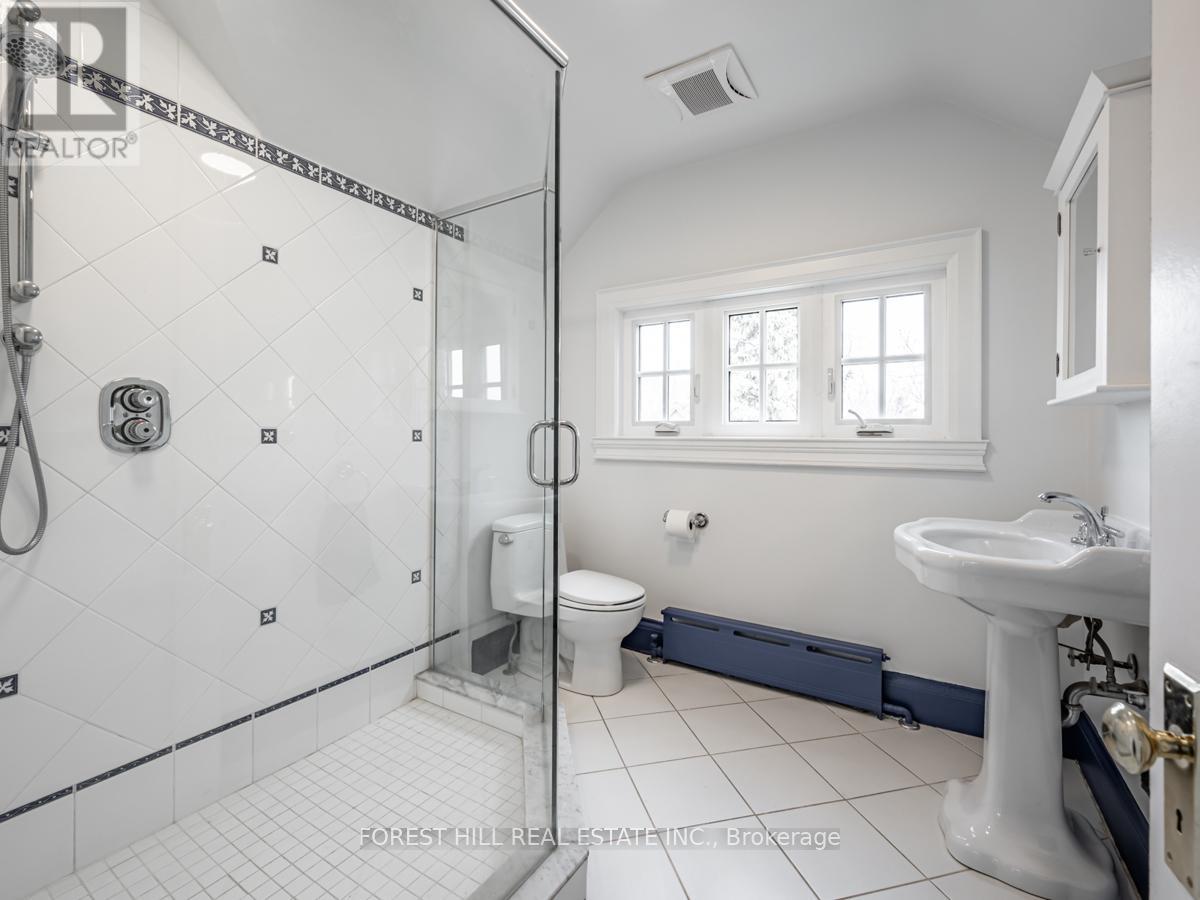 67 Heathdale Road, Toronto, Ontario  M6C 1N1 - Photo 37 - C12590120