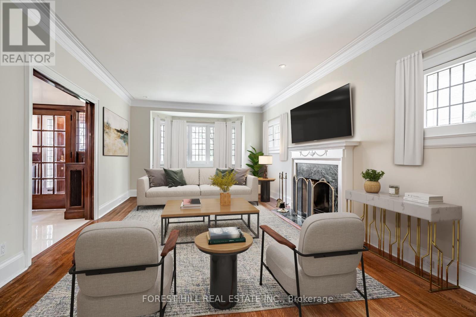 67 Heathdale Road, Toronto, Ontario  M6C 1N1 - Photo 4 - C12590120