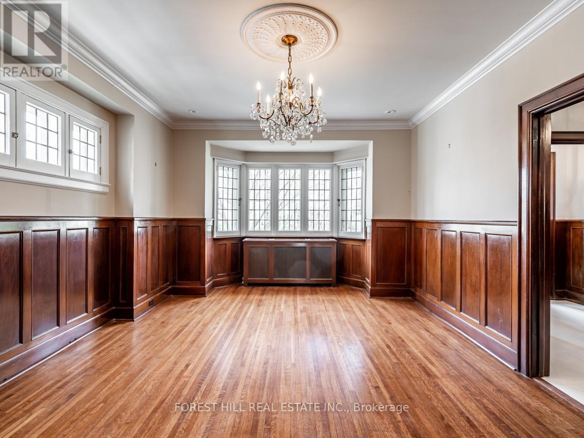 67 Heathdale Road, Toronto, Ontario  M6C 1N1 - Photo 8 - C12590120