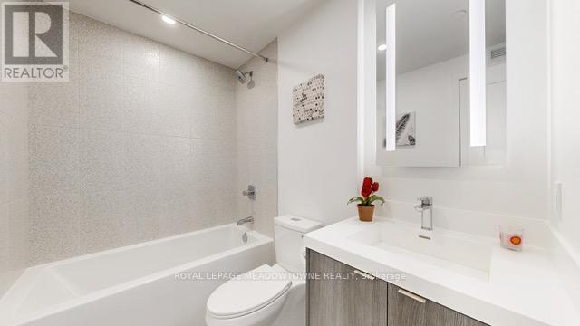 1439 - 20 Inn On The Park Drive, Toronto, Ontario  M3C 0P8 - Photo 23 - C12761206