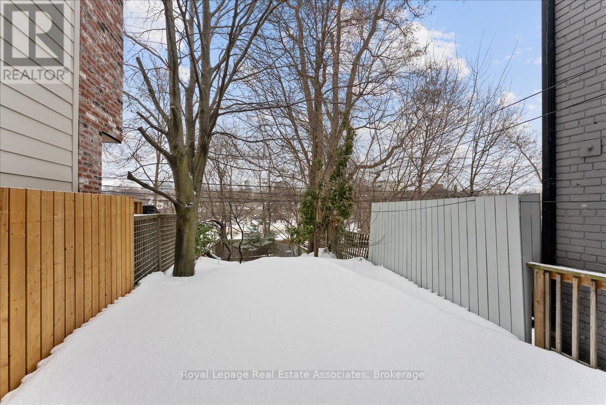 30 Belmont Street, Toronto, Ontario  M5R 1P8 - Photo 37 - C12761200