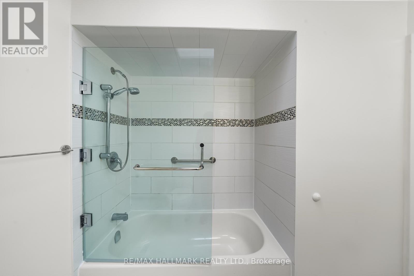 109 Banstock Drive, Toronto, Ontario  M2K 2H7 - Photo 22 - C12761220