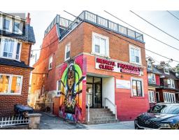 567 BATHURST STREET, Toronto, Ontario