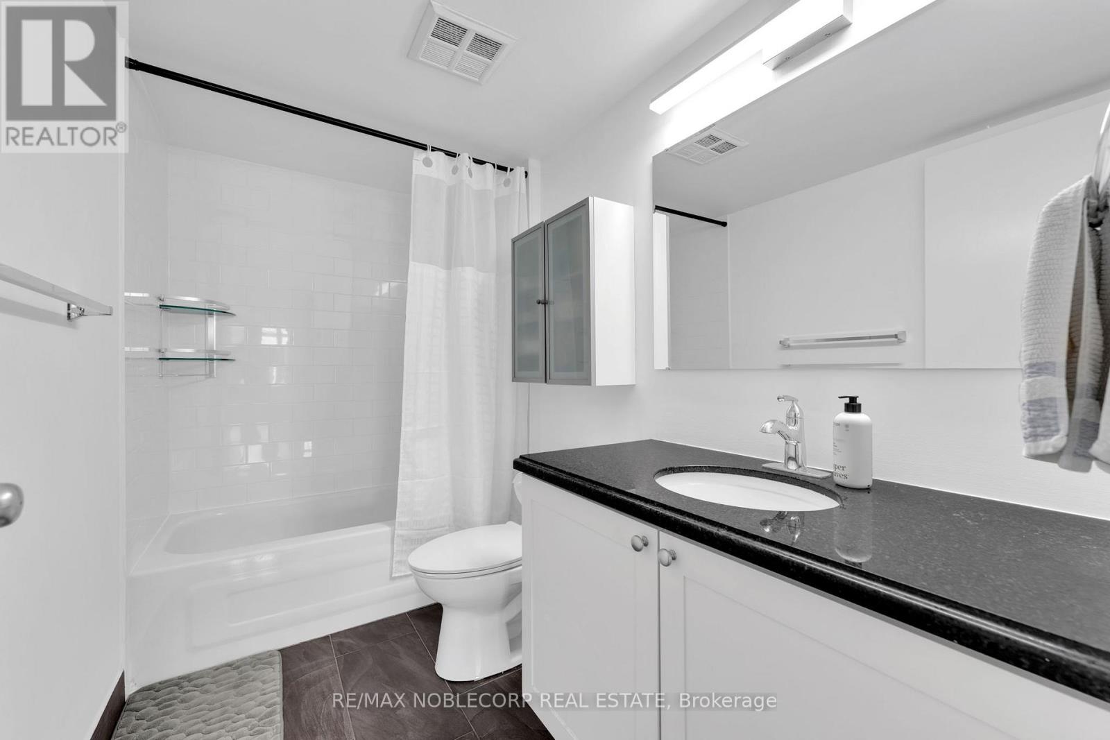 323 - 954 King Street W, Toronto, Ontario  M6K 3L9 - Photo 18 - C12761302