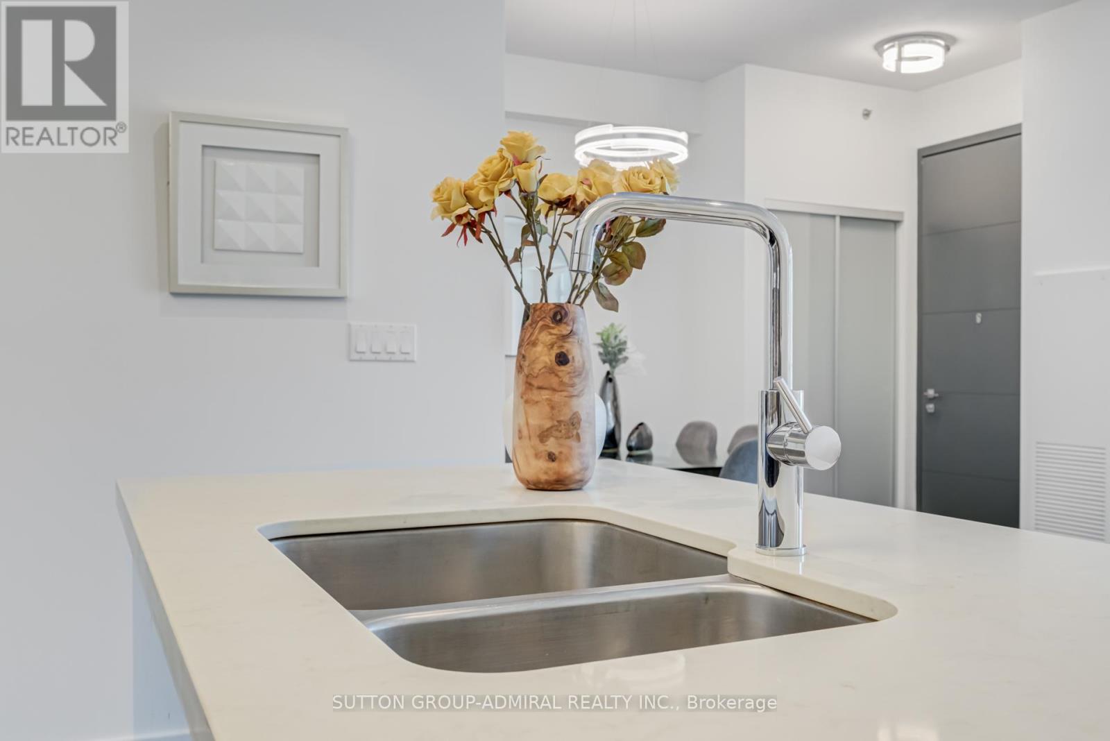 Th2 - 220 George Street, Toronto, Ontario  M5A 2N1 - Photo 12 - C12761342