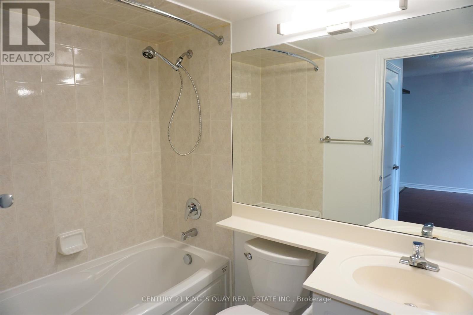 908 - 18 Sommerset Way, Toronto (Willowdale East), Ontario  M2N 6X5 - Photo 11 - C12761384