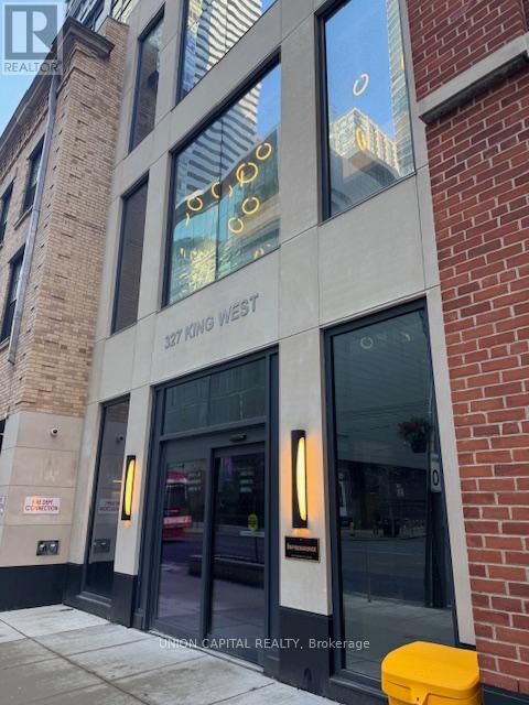 1405 - 327 King Street W, Toronto, Ontario  M5V 0W7 - Photo 10 - C12761440