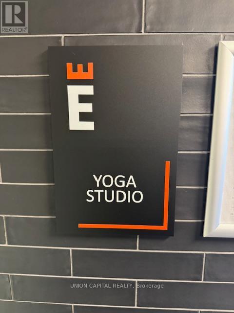 1405 - 327 King Street W, Toronto, Ontario  M5V 0W7 - Photo 15 - C12761440