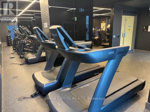 1405 - 327 King Street W, Toronto, Ontario  M5V 0W7 - Photo 16 - C12761440