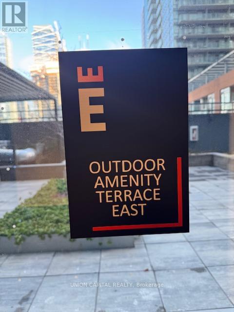 1405 - 327 King Street W, Toronto, Ontario  M5V 0W7 - Photo 23 - C12761440