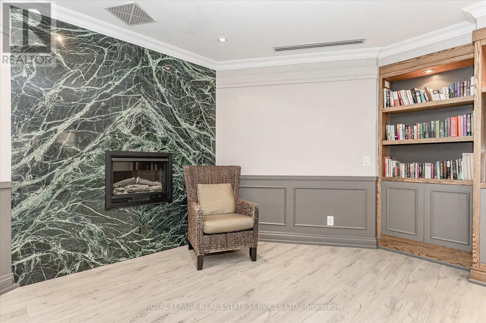 201 - 2379 Central Park Drive, Oakville, Ontario  L6H 0E3 - Photo 27 - W12767312