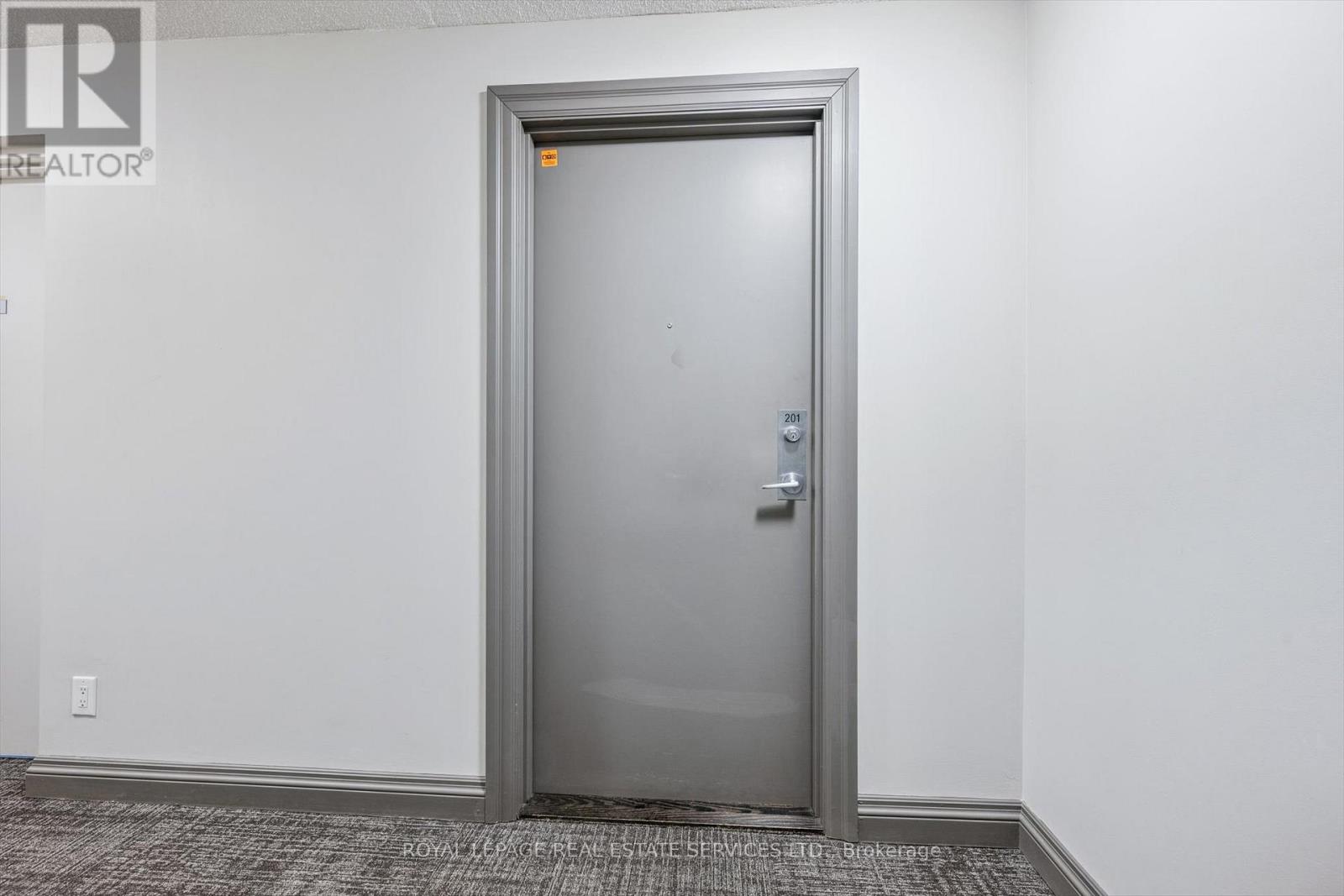 201 - 2379 Central Park Drive, Oakville, Ontario  L6H 0E3 - Photo 7 - W12767312