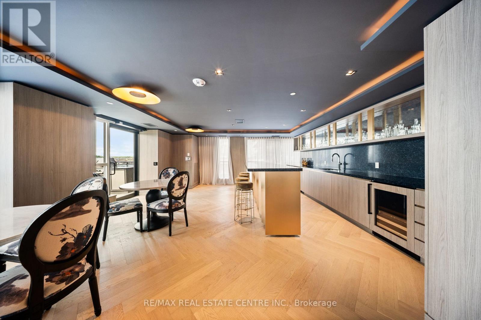 316 - 405 Dundas Street W, Oakville, Ontario  L6M 4P9 - Photo 18 - W12767350