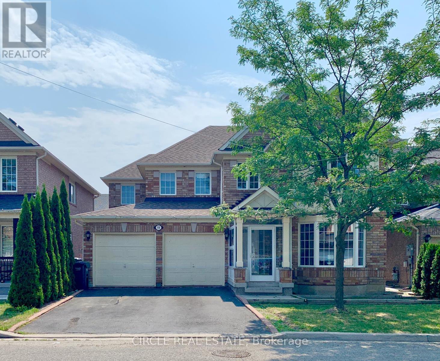 2 - 11 MENDOZA DRIVE, Brampton, Ontario