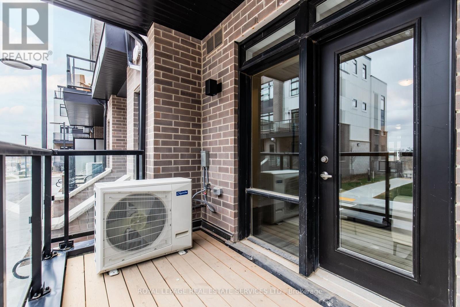 112 - 1597 Rose Way, Milton, Ontario  L9E 1N4 - Photo 14 - W12767398