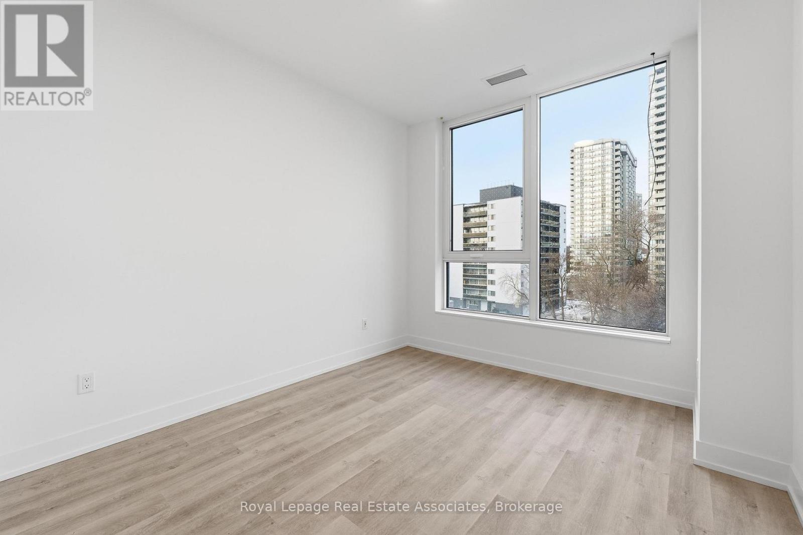 514 - 25 Cordova Avenue, Toronto, Ontario  M9A 0E5 - Photo 9 - W12767432