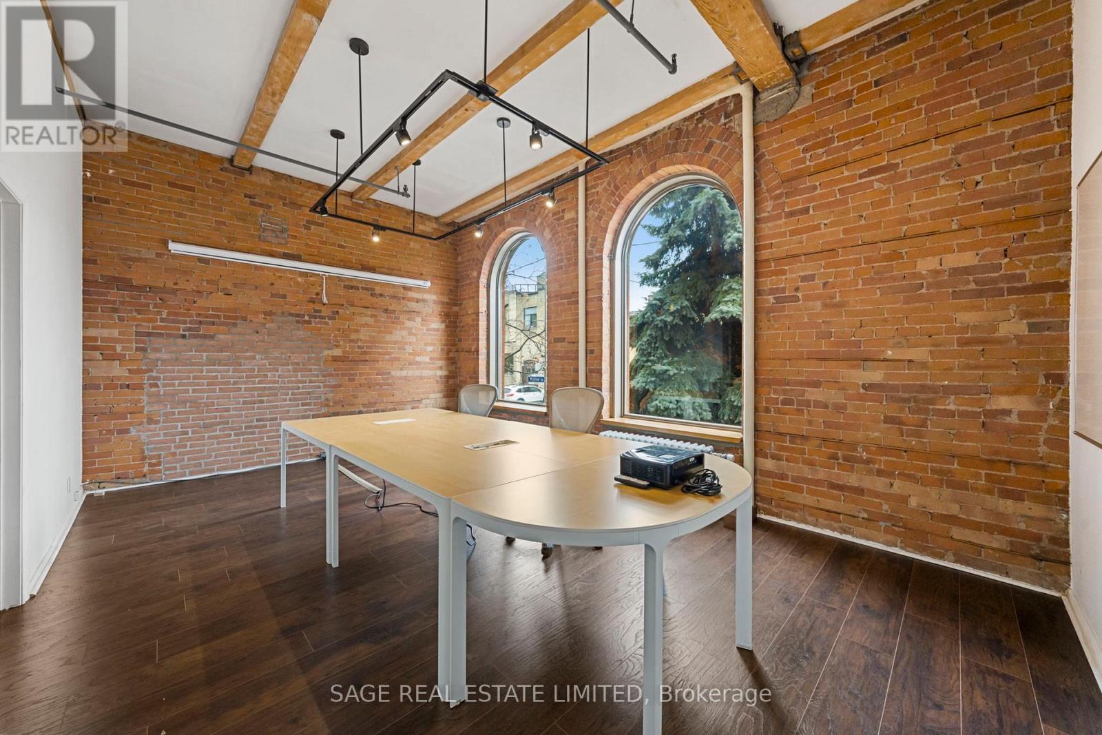 102 - 10 Morrow Avenue, Toronto, Ontario  M6R 2J1 - Photo 14 - W12767474