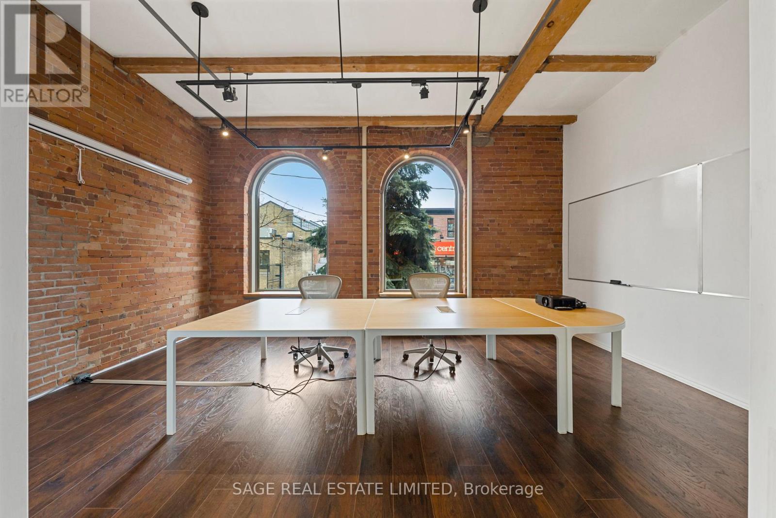 102 - 10 Morrow Avenue, Toronto, Ontario  M6R 2J1 - Photo 17 - W12767474