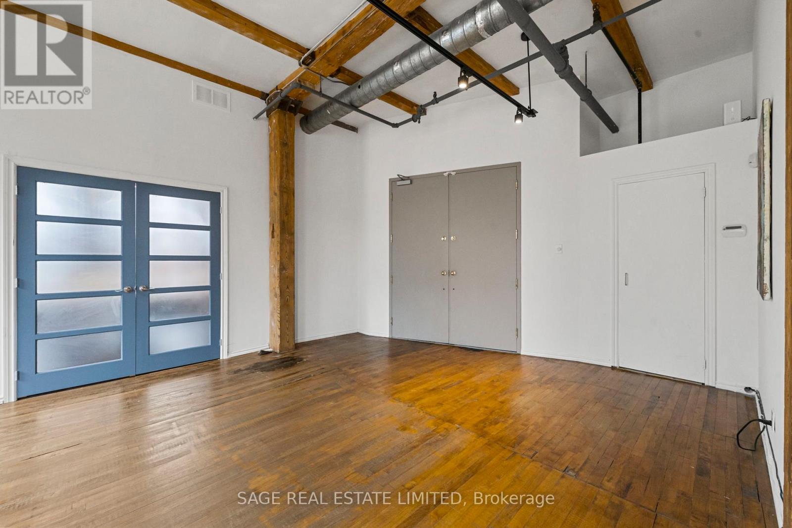 102 - 10 Morrow Avenue, Toronto, Ontario  M6R 2J1 - Photo 9 - W12767474