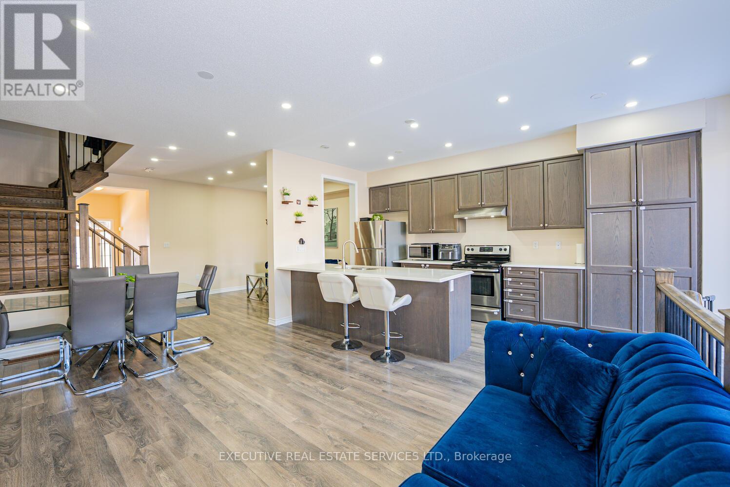 83 Maple Cider Street, Caledon, Ontario  L7C 4B8 - Photo 14 - W12767522