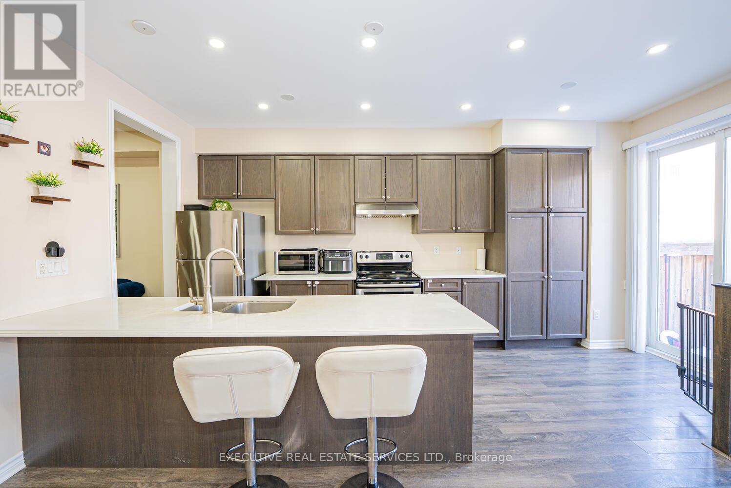 83 Maple Cider Street, Caledon, Ontario  L7C 4B8 - Photo 18 - W12767522