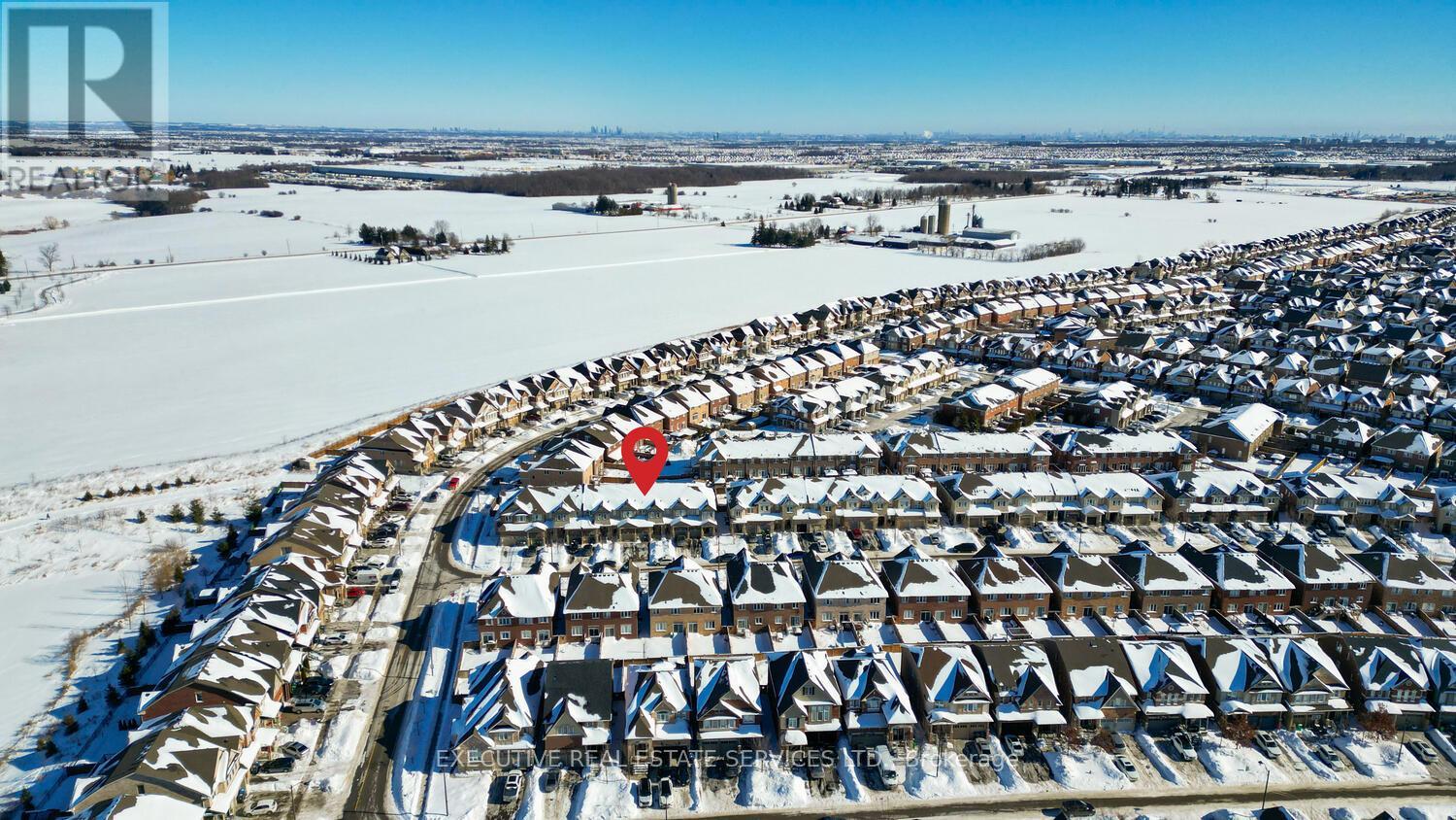 83 Maple Cider Street, Caledon, Ontario  L7C 4B8 - Photo 3 - W12767522