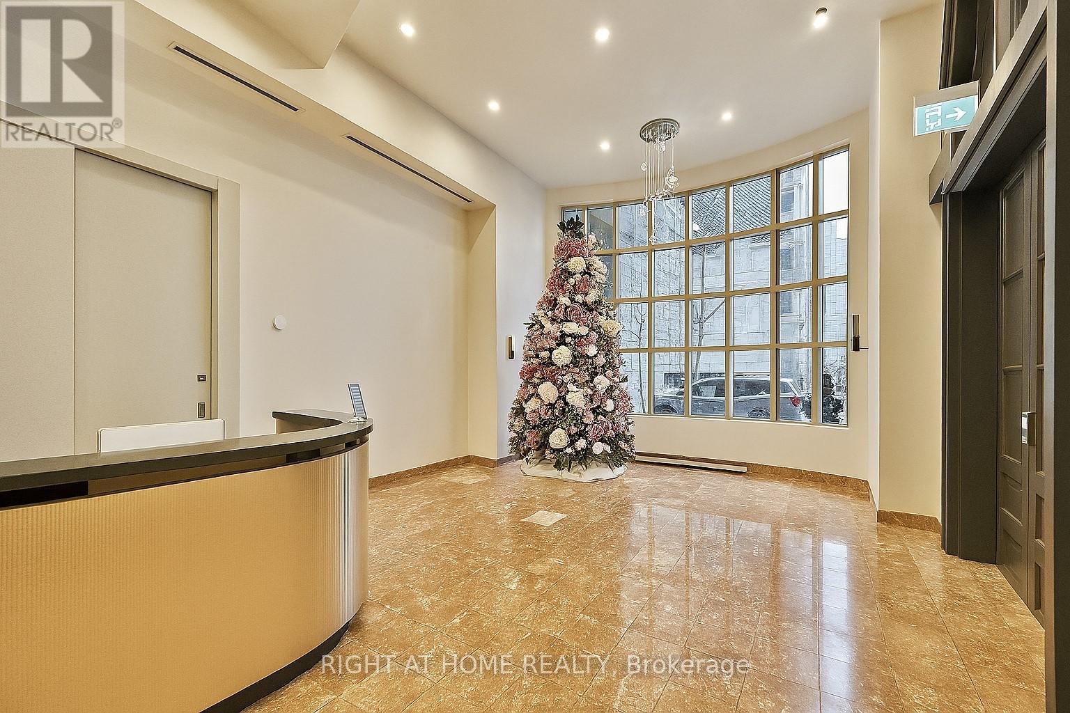 320 - 25 The Esplanade, Toronto, Ontario  M5E 1W5 - Photo 5 - C12761582