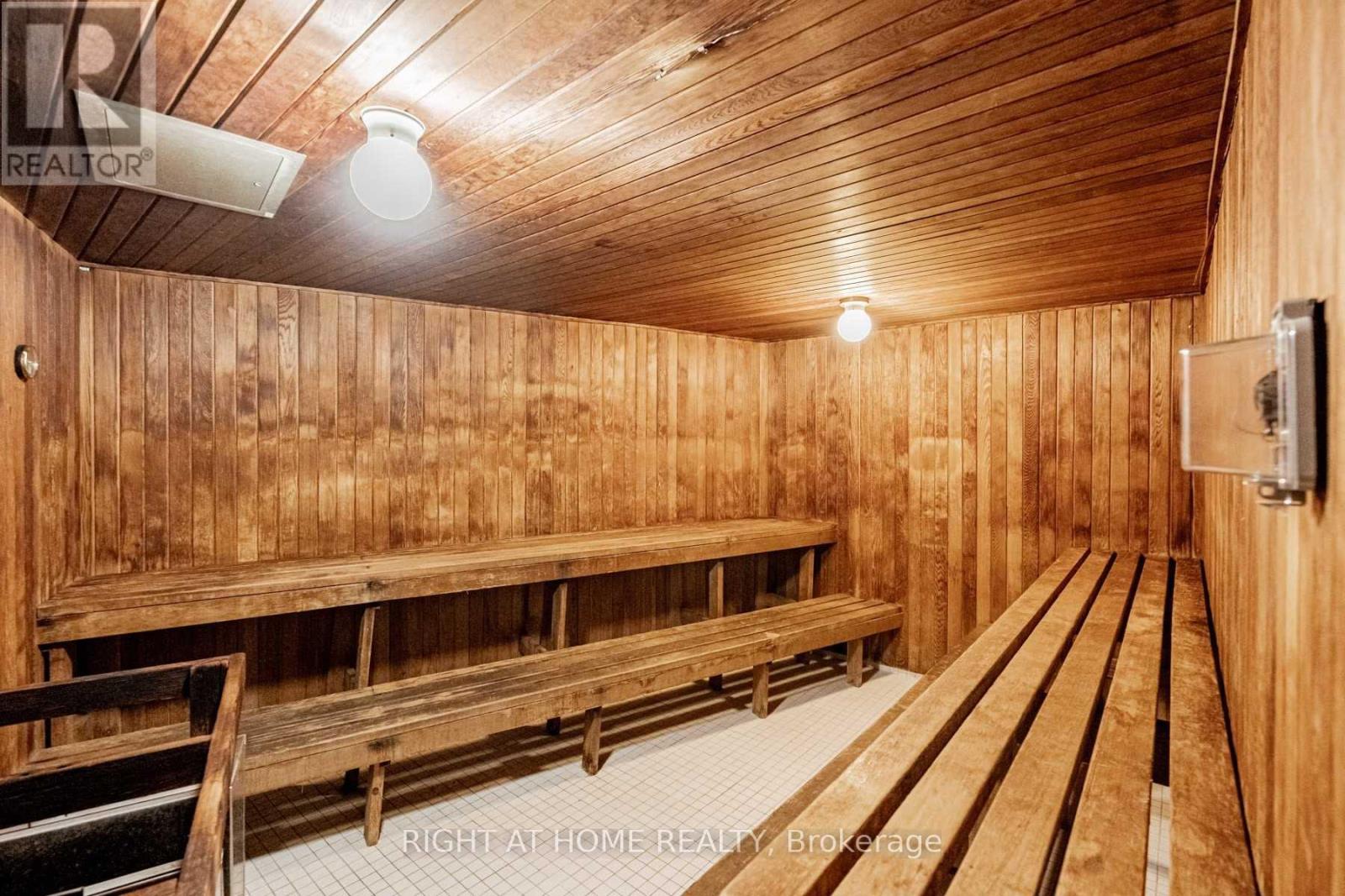 320 - 25 The Esplanade, Toronto, Ontario  M5E 1W5 - Photo 21 - C12761582