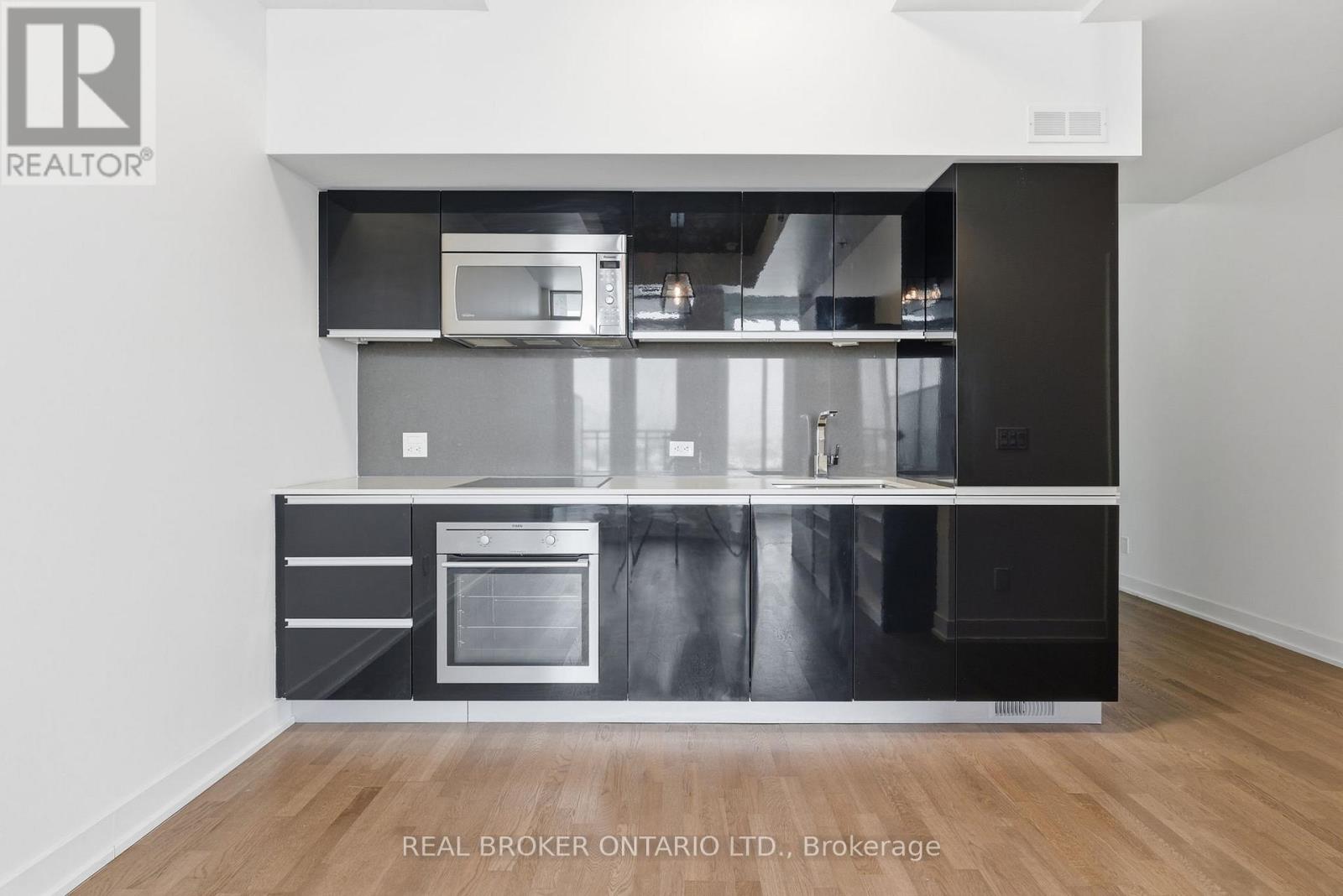 1127 - 20 Minowan Miikan Lane, Toronto, Ontario  M6J 0E5 - Photo 8 - C12761646