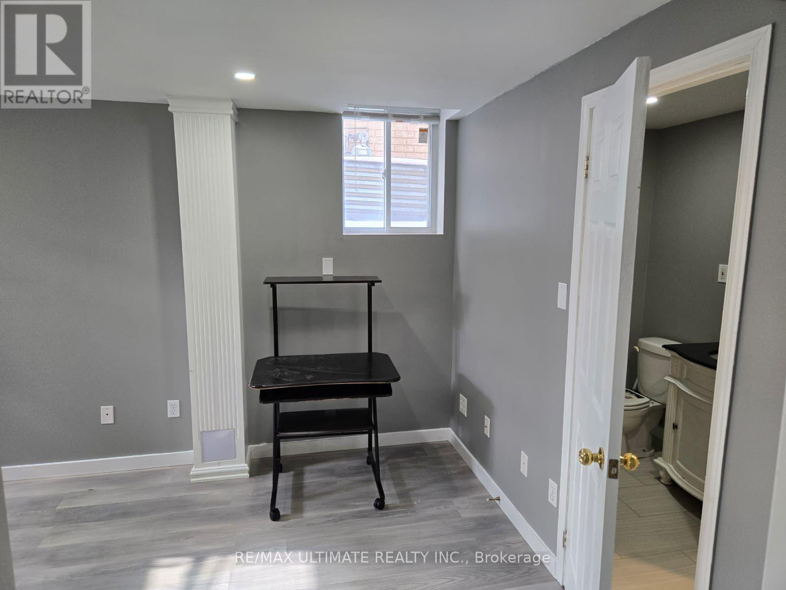 5 Hearthstone Crescent, Clarington (Courtice), Ontario  L1E 2X7 - Photo 6 - E12437806