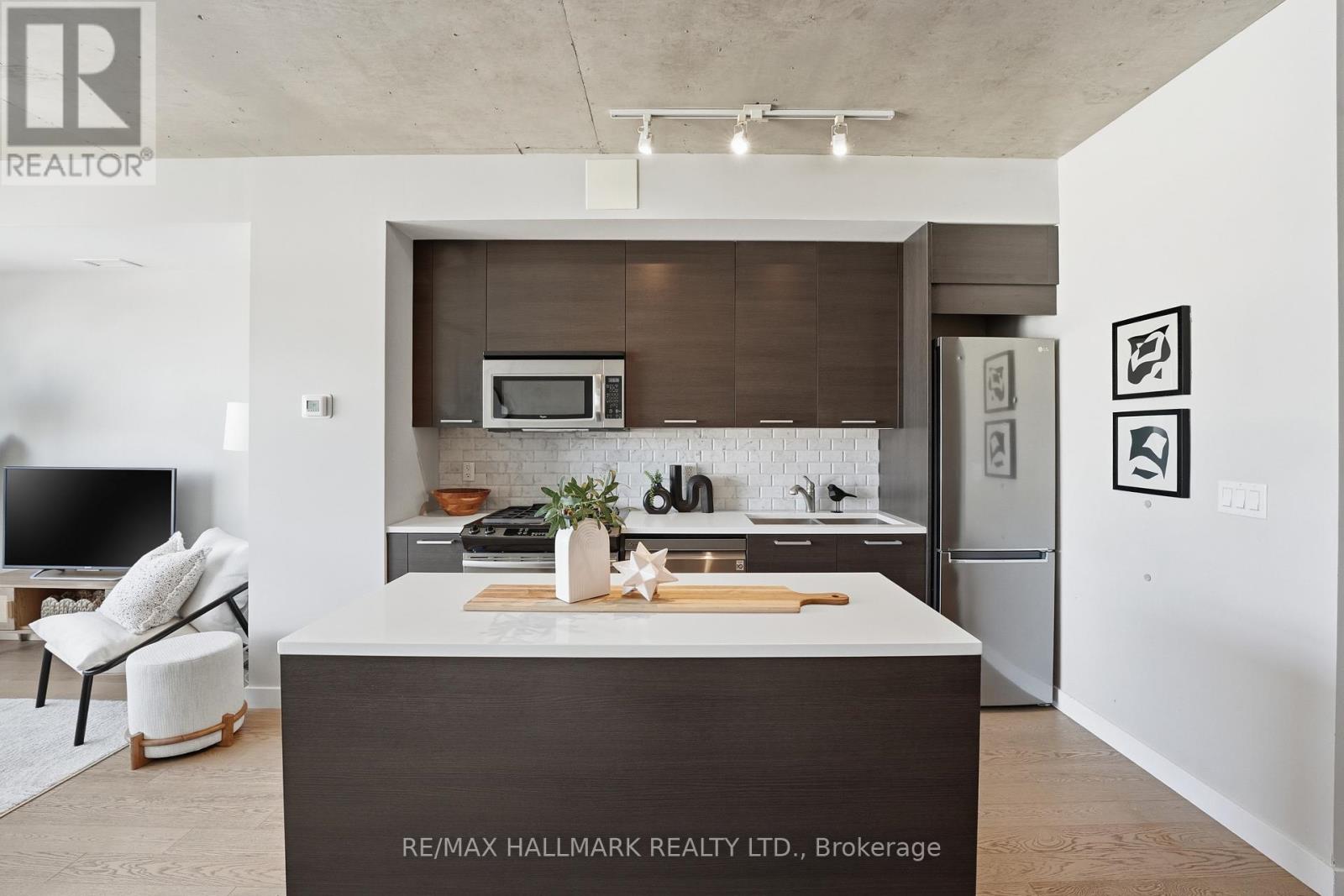 305 - 90 Broadview Avenue, Toronto, Ontario  M4M 0A7 - Photo 12 - E12761216