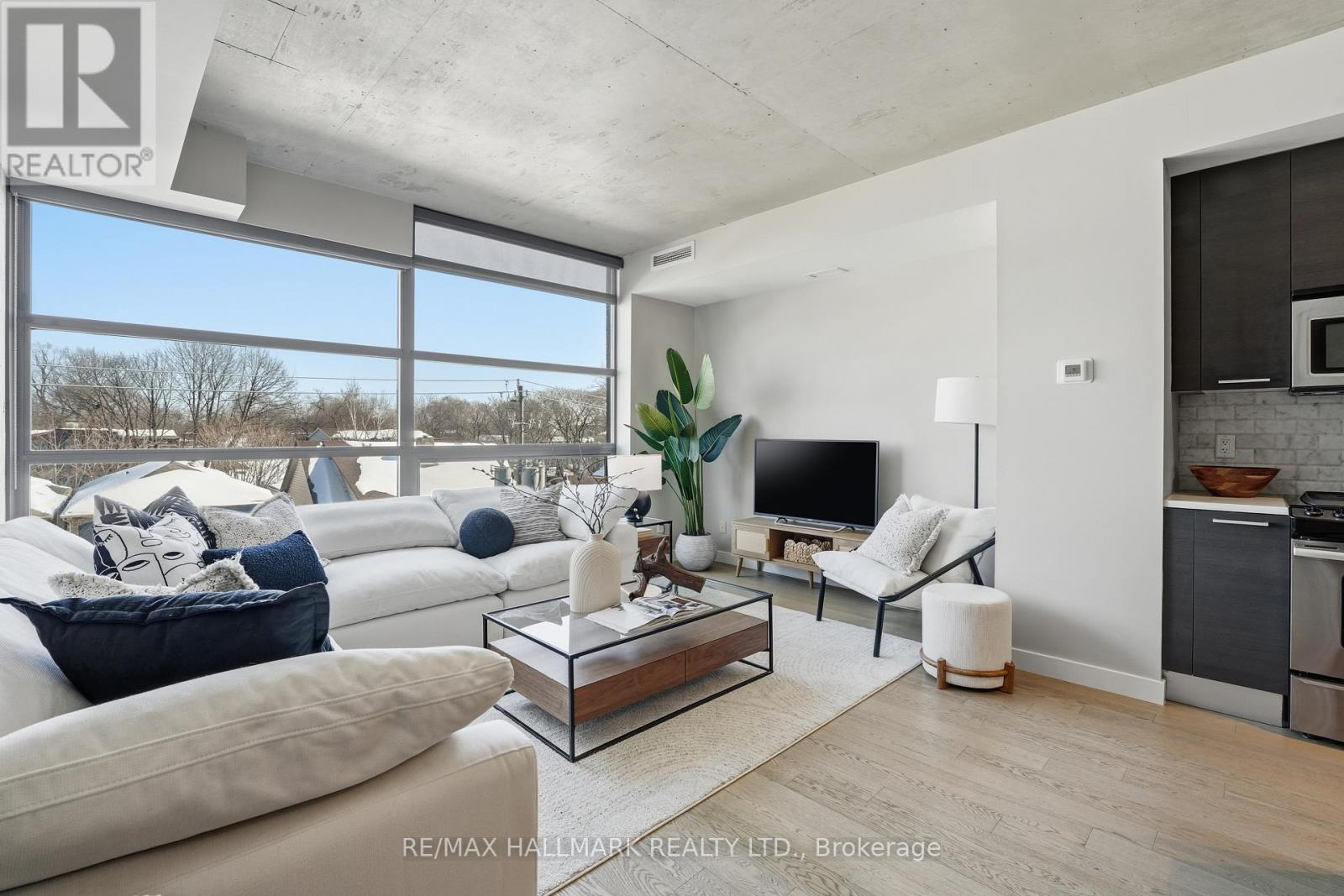 305 - 90 Broadview Avenue, Toronto, Ontario  M4M 0A7 - Photo 11 - E12761216