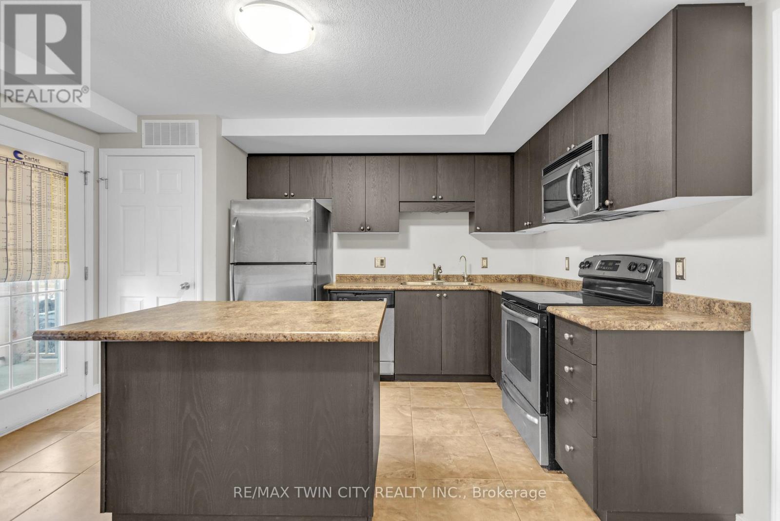 6c - 1460 Highland Road W, Kitchener, Ontario  N2N 0B7 - Photo 4 - X12767308