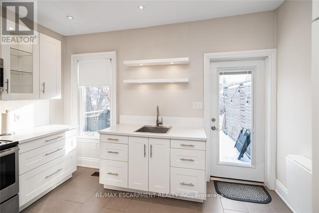 319 Hunter Street W, Hamilton, Ontario  L8P 1S5 - Photo 11 - X12767342