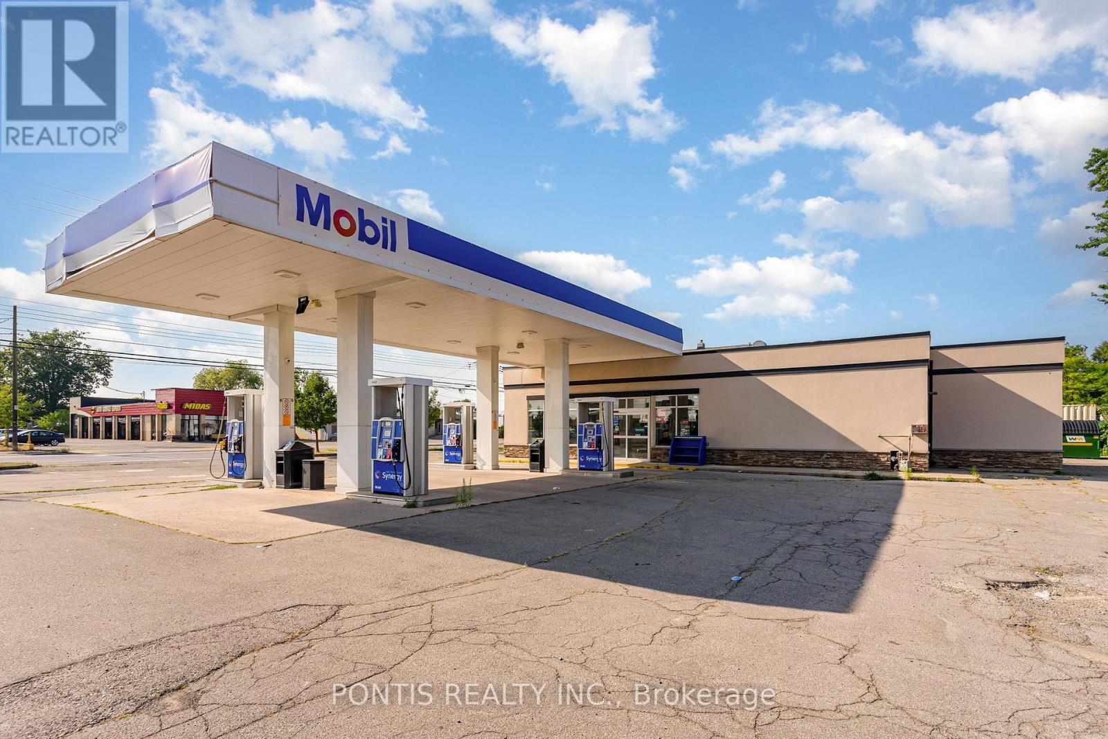 120 Hartzel Road, St. Catharines, Ontario  L2P 1N5 - Photo 2 - X12767346