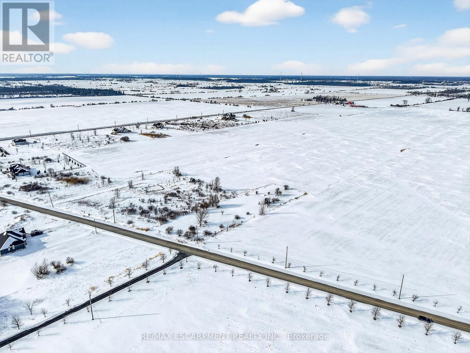 360 Lighthouse Drive, Haldimand, Ontario  N1A 2W6 - Photo 11 - X12767406