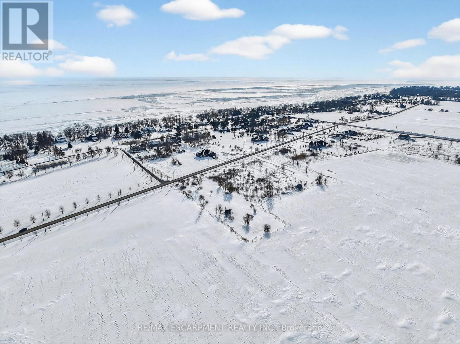 360 Lighthouse Drive, Haldimand, Ontario  N1A 2W6 - Photo 6 - X12767406