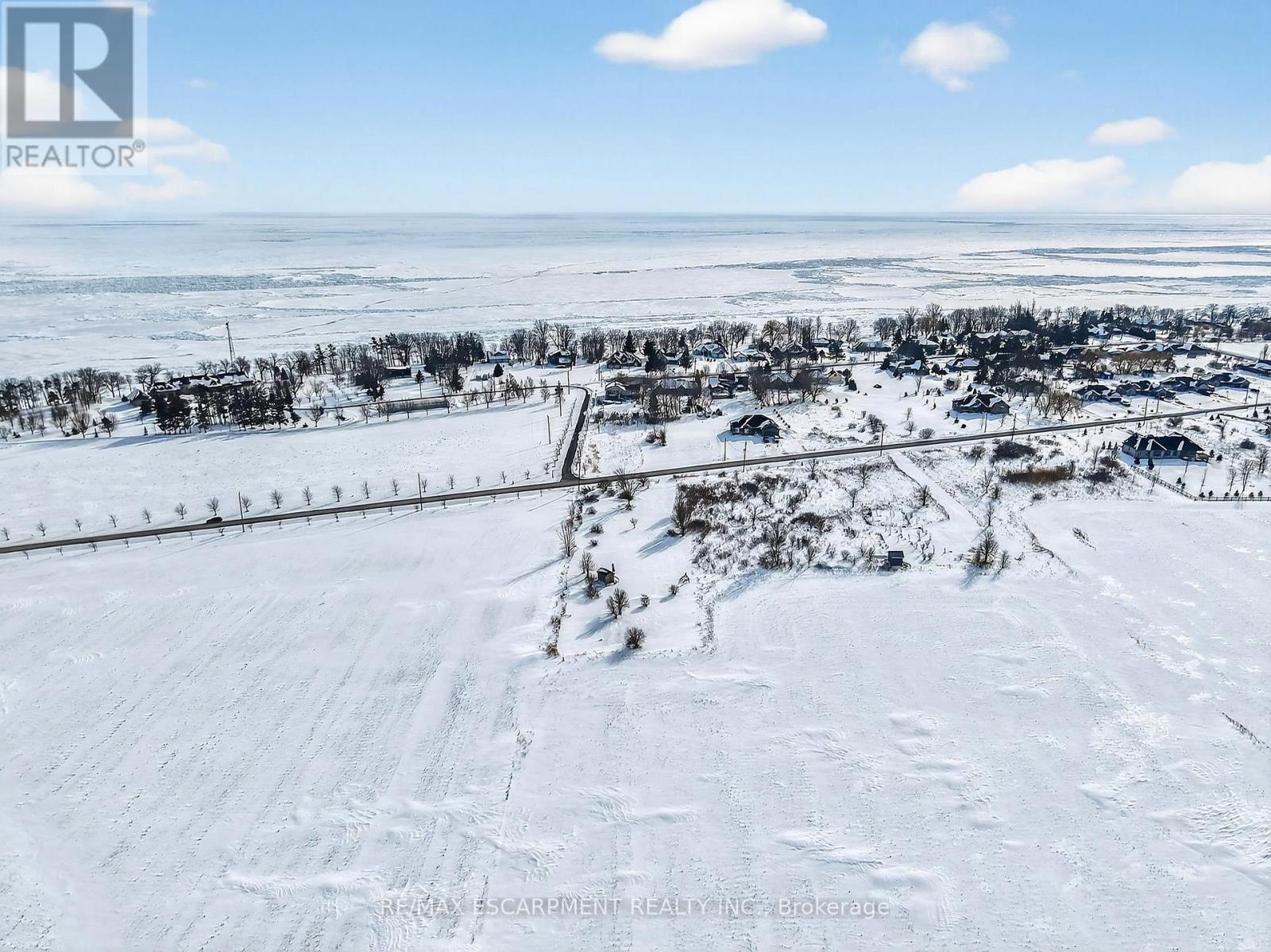 360 Lighthouse Drive, Haldimand, Ontario  N1A 2W6 - Photo 7 - X12767406