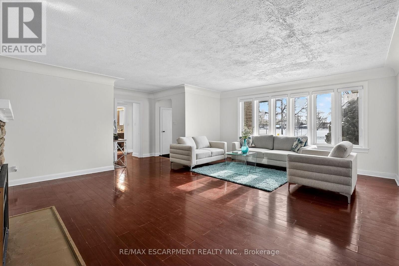 617 Lock Street W, Haldimand, Ontario  N1A 1V9 - Photo 11 - X12767472